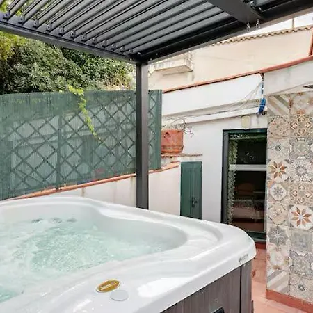 Dimora Disiu - Jacuzzi & Sea View - 4 Minuti A Piedi Dal Centro