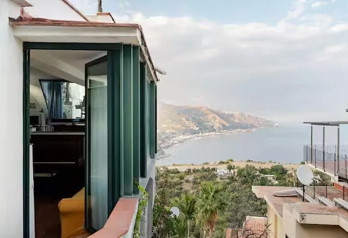 Dimora Disiu - Jacuzzi & Sea View - 4 Minuti A Piedi Dal Centro Holiday home Taormina