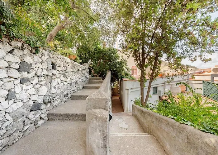 Holiday home Dimora Disiu - Jacuzzi & Sea View - 4 Minuti A Piedi Dal Centro Taormina