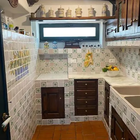 Dimora Disiu - Jacuzzi & Sea View - 4 Minuti A Piedi Dal Centro Taormina